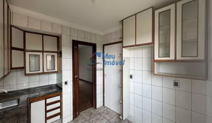SNCGN 715 Asa Norte APTO 3 Quartos 1 Suíte 80m² Sacada Armários Reformada