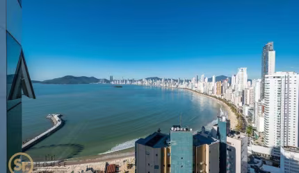 Apartamento com 3 dormitórios à venda, 182 m² por R$ 8.400.000 - Pioneiros - Balneário Camboriú/SC