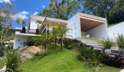 Casa com 4 dormitórios à venda, 432 m² por R$ 5.950.000 - Barra - Balneário Camboriú/SC