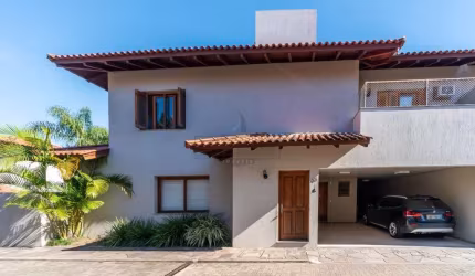 Casa em condomínio fechado com 4 quartos à venda na Travessa Pedra Redonda, 142, Jardim Isabel, Porto Alegre por R$ 1.500.000