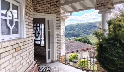 Casa com 3 quartos à venda na Rua Amapá, 120, Vila Nova, Porto Alegre por R$ 1.050.000