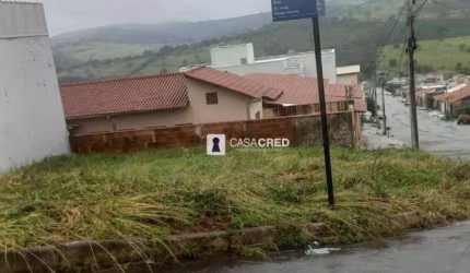 Terreno à venda, 273 m² por R$ 120.000 - Alto da Figueira em Varginha/MG