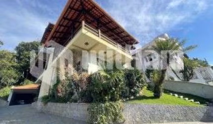 Casa com 4 quartos à venda no Centro I, Brusque , 290 m2 por R$ 1.350.000
