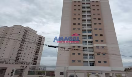 Apartamento com 3 quartos para alugar no Centro, Jacareí  por R$ 2.380