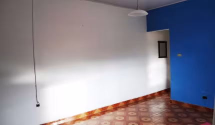 Casa com 2 quartos à venda no Centro, Jacareí  por R$ 380.000