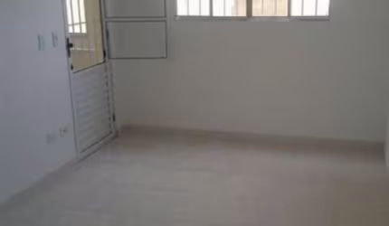 Apartamento com 2 quartos à venda no Jardim Parateí, Guararema  por R$ 160.000