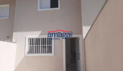 Casa com 2 quartos à venda no Jardim Bela Vista, Jacareí  por R$ 320.000