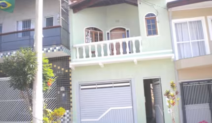 Casa com 4 quartos à venda no Bandeira Branca, Jacareí  por R$ 400.000