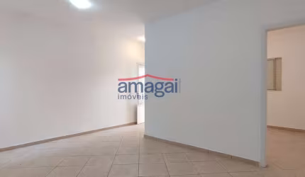 Casa com 3 quartos à venda na Cidade Jardim, Jacareí  por R$ 330.000