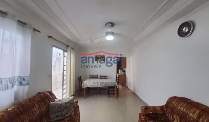 Casa com 2 quartos à venda no Parque Imperial, Jacareí  por R$ 275.000