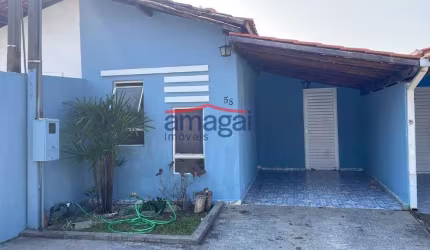 Casa em condomínio fechado com 2 quartos à venda na Vila Zezé, Jacareí  por R$ 270.000