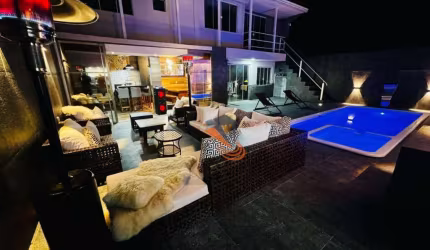 Casa com 4 dormitórios à venda, 188 m² por R$ 890.000,00 - Potecas - São José/SC