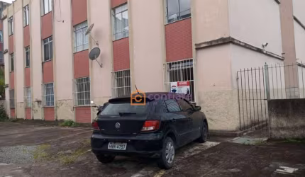 Apartamento com 3 dormitórios à venda, 67 m² por R$ 175.000,00 - JK - Juiz de Fora/MG