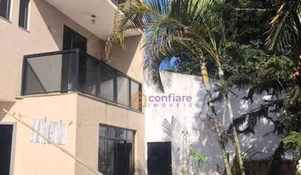 Excelente Casa Triplex 4 Dormitórios sendo 3 Suítes à venda, 630m² por R$ 1.500.000 - Aeroporto - Juiz de Fora/MG