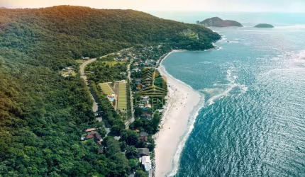 Terreno em condomínio fechado à venda na Rua Engenheiro Nélson Luís Veloso, 95, Prainha, Guaratuba, 180 m2 por R$ 750.000
