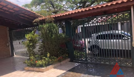 Casa com 2 dormitórios à venda, 190 m² por R$ 1.100.000,00 - Vila Galvão - Guarulhos/SP