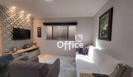Sobrado com 3 dormitórios à venda, 116 m² por R$ 400.000,00 - Parque Brasília 2ª Etapa - Anápolis/GO