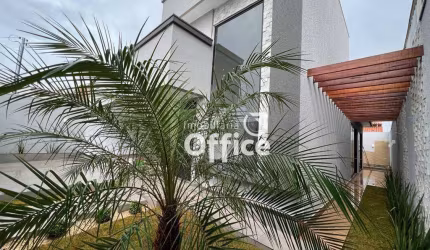 Casa com 3 dormitórios à venda, 184 m² por R$ 750.000,00 - Parque São João - Anápolis/GO