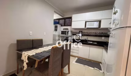 Apartamento com 3 dormitórios à venda, 79 m² por R$ 280.000,00 - Cidade Jardim - Anápolis/GO
