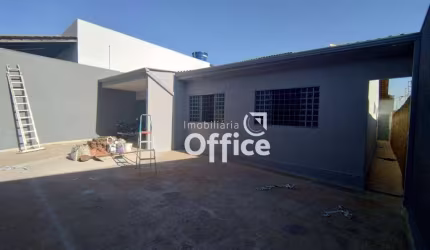 Casa com 3 quartos no centro da cidade à venda, 105 m² por R$ 500.000 - Jardim Petrópolis - Anápolis/GO