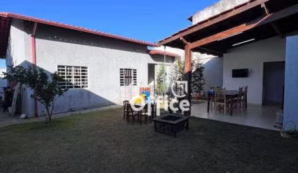 Casa com 3 dormitórios à venda, 150 m² por R$ 420.000,00 - Residencial Araguaia - Anápolis/GO