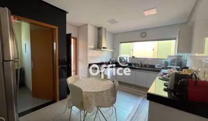 Sobrado com 3 dormitórios à venda, 240 m² por R$ 1.200.000,00 - Cidade Jardim - Anápolis/GO