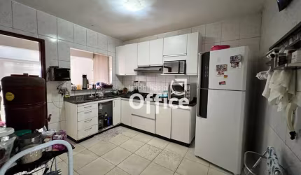 Casa com 2 dormitórios à venda, 107 m² por R$ 330.000,00 - Setor Summerville - Anápolis/GO