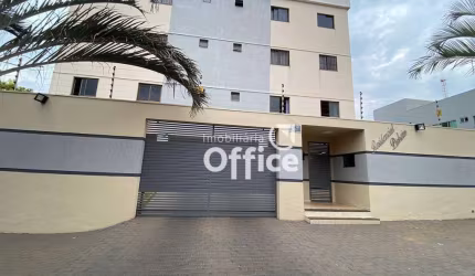 Apartamento com 3 dormitórios à venda, 90 m² por R$ 340.000,00 - Vila Jaiara - Anápolis/GO