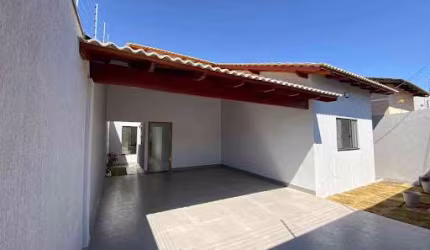 Casa com 3 quartos à venda, 140 m² por R$ 480.000 - Loteamento Residencial Verona - Anápolis/GO