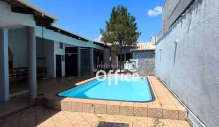 Casa com 3 quartos  à venda, 264 m² por R$ 630.000 - Anápolis City - Anápolis/GO