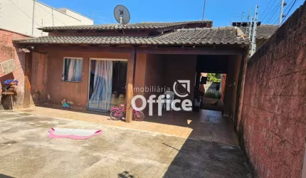 Casa com 3 quartos à venda, 89 m² por R$ 245.000 - Santo Antônio - Anápolis/GO