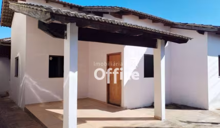 Casa com 3 quartos à venda, 160 m² por R$ 320.000 - Santo Antônio - Anápolis/GO