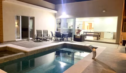 Bela Casa a Venda Cond Una em Itu/SP