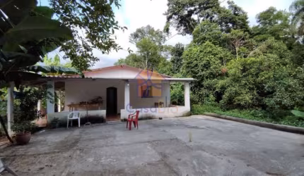 Casa com 3 quartos à venda na Estrada Leonídia Maria dos Santos, Vale das Pedrinhas, Guapimirim, 150 m2 por R$ 280.000