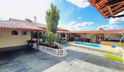 Casa para venda possui 308 metros quadrados com 3 quartos em Jardim Atlântico - Belo Horizonte - MG