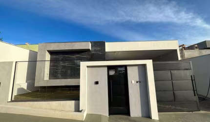 Casa para venda tem 156 metros quadrados com 3 quartos em Lundcea - Lagoa Santa - MG
