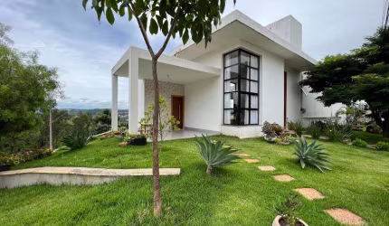 Casa para venda tem 430 metros quadrados com 4 quartos em Gran Park - Vespasiano - MG