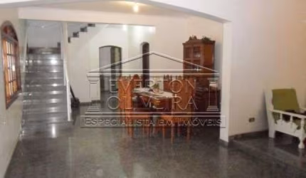 Casa com 4 quartos à venda no Jardim Santa Maria, Jacareí  por R$ 950.000