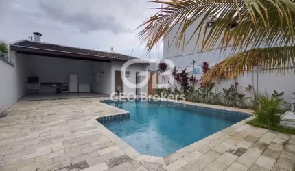 Casa com 1 quarto à venda no Loteamento Villa Branca, Jacareí  por R$ 550.000