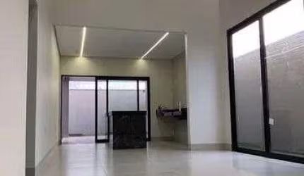 Casa à venda, 3 quartos, 1 suíte, 2 vagas, Praça Alto Umuarama - Uberlândia/MG