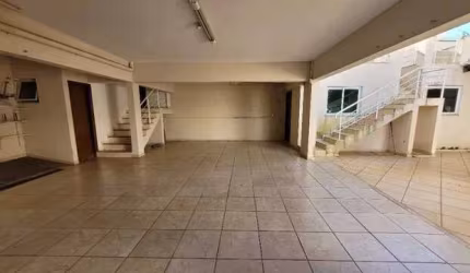 Casa Sobrado no Bairro Lídice