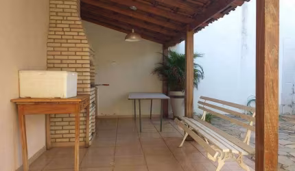 Casa à venda, 5 quartos, 2 suítes, 3 vagas, Brasil - Uberlândia/MG