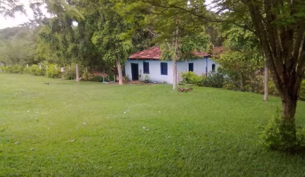 Grande fazenda a venda na área rural do município de catalão - GO.