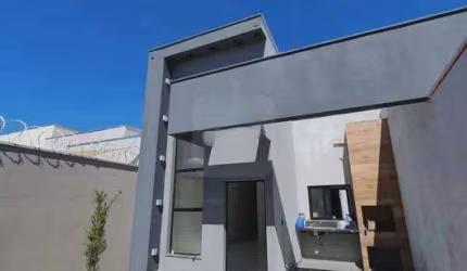 Casa à venda, 3 quartos, 1 suíte, 2 vagas, NOVO MUNDO - Uberlândia/MG