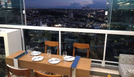 Apartamento à venda, 2 quartos, 1 suíte, 2 vagas, Centro - Uberlândia/MG