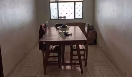Casa à venda, 3 quartos, 1 suíte, 10 vagas, JARDIM DAS PALMEIRAS - Uberlândia/MG