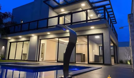 Casa à venda, 4 quartos, 4 suítes, JARDIM SUL - Uberlândia/MG