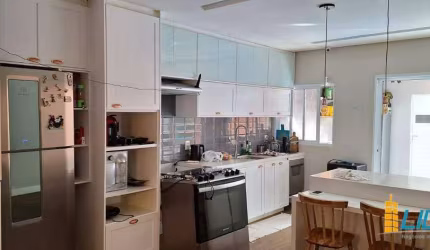 Casa à venda, 3 quartos, 1 suíte, 2 vagas, JARDIM BOTANICO - Uberlândia/MG