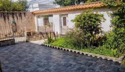 Excelente oportunidade Ótima casa 02 qtos em cond. fechado - Bangu