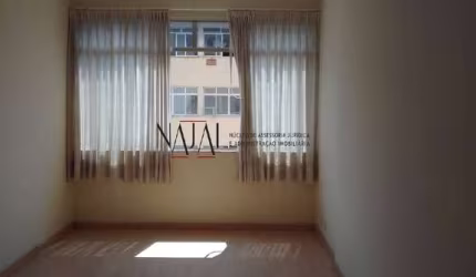 Vendo excelente quarto e sala com dependência-Rua das Laranjeiras-Rj.